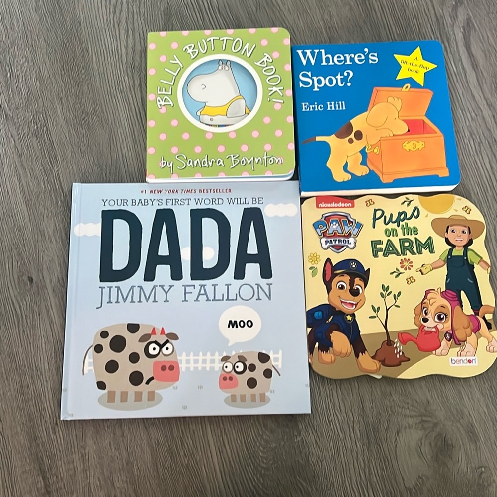 Set of 4 Kids/Baby Books